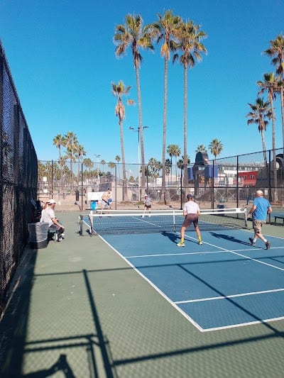 A pickleball court at Venice Beach Paddle Tennis Courts.