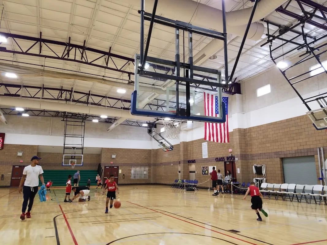 A pickleball court at Veterans Memorial Leisure Services Center.
