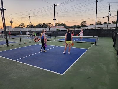A pickleball court at Pickleball Social.