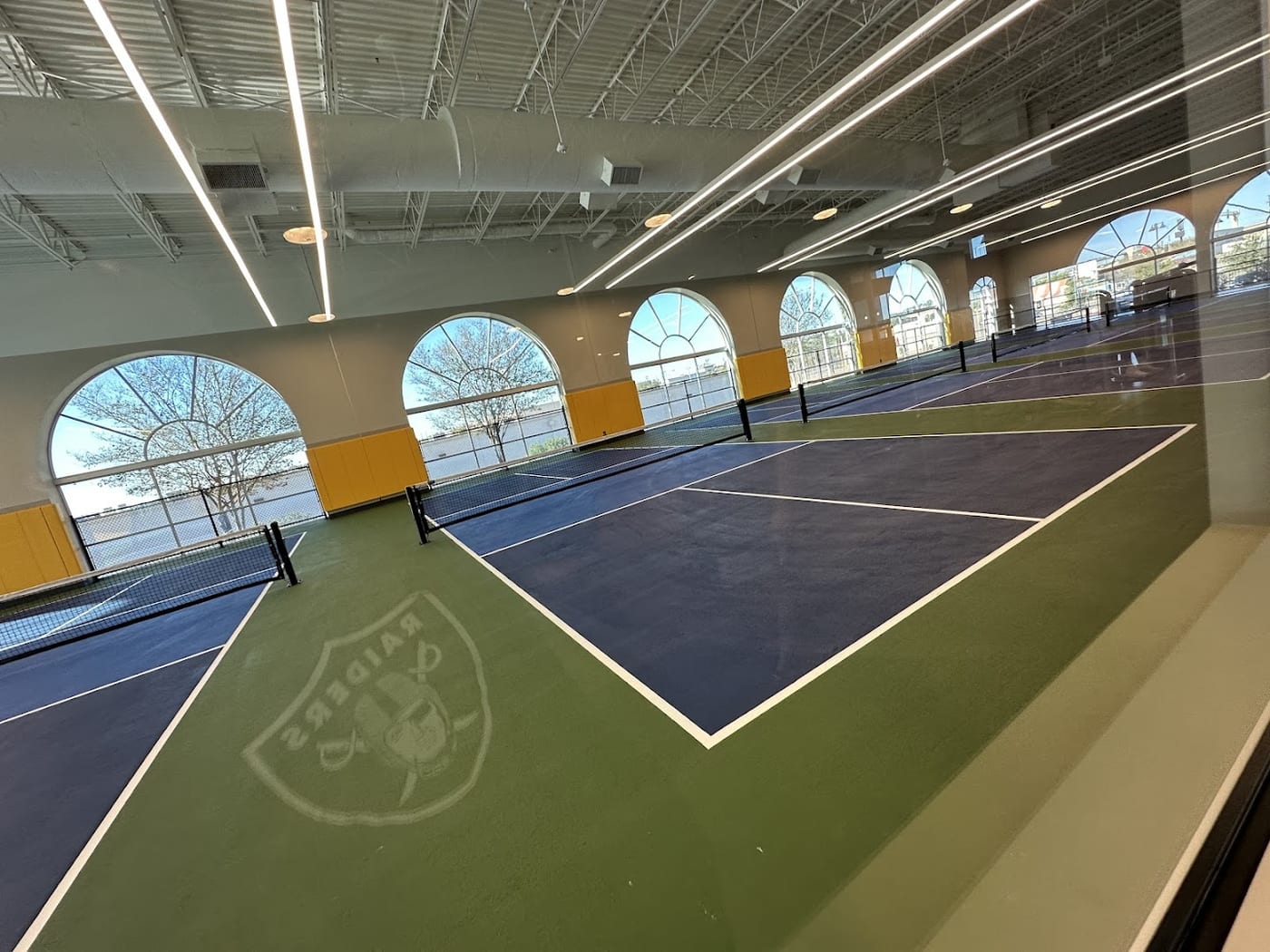 A pickleball court at LA FITNESS.
